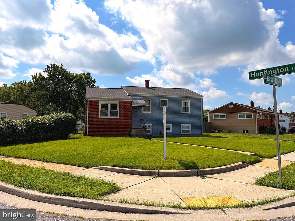 2nd image of 6812 Huntington Dr