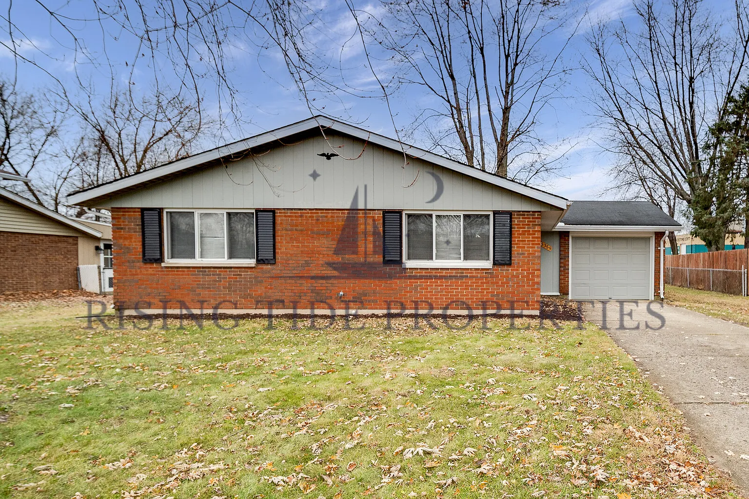 5359 Ottawa Dr photo 1