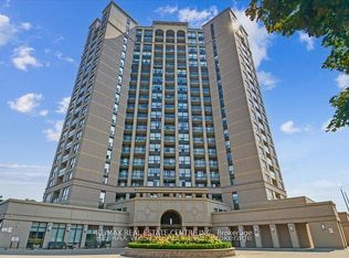 220 Forum Dr #TOWNHOUSE 111, Mississauga, ON