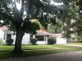 2621 White St, Marinette, WI 54143