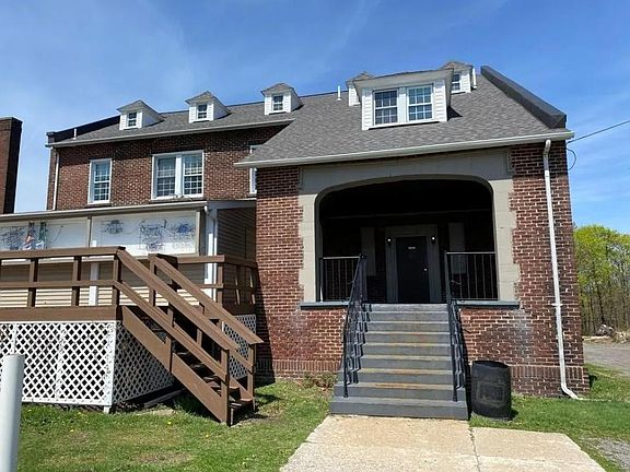 4th image of 7860 W Ridge Rd APT 1