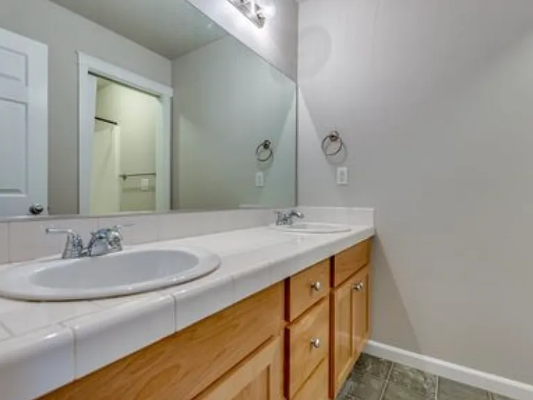 11500 NW 29th Ct — Photo 16