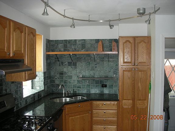 4th image of 7836 W Summerdale Ave