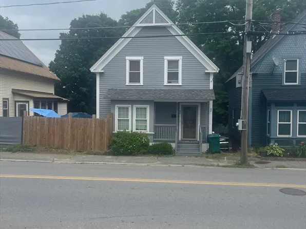 82 Boutelle St, Fitchburg, MA 01420