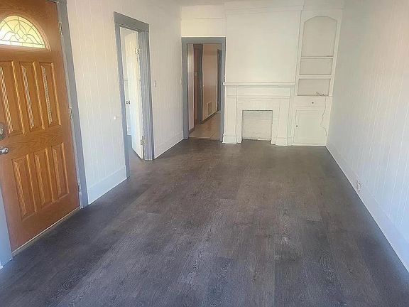 3rd image of 38 Blake St