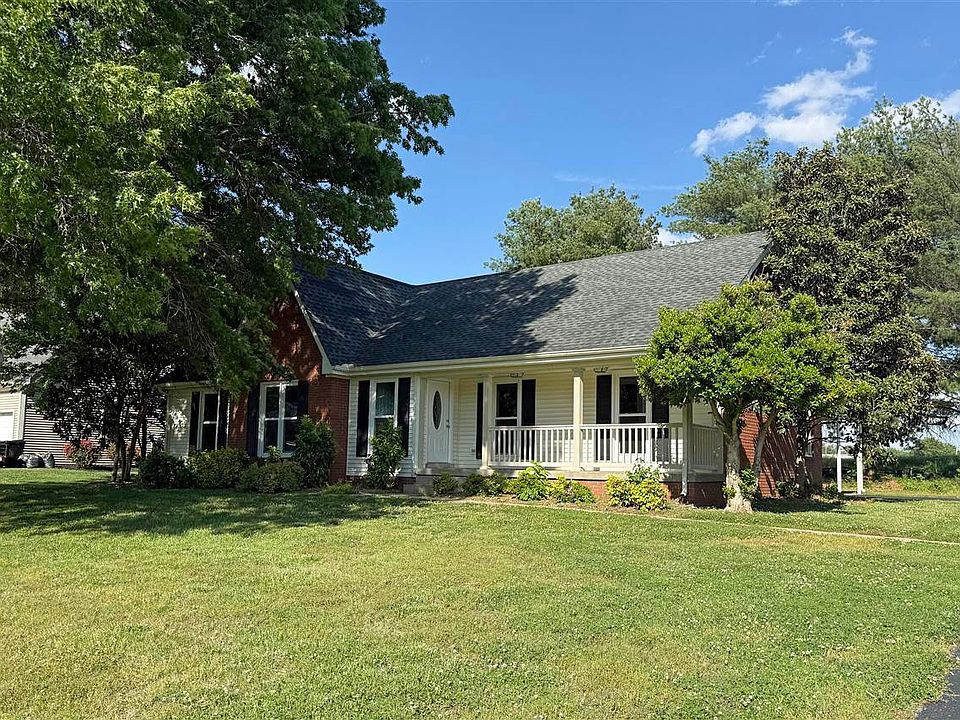 1st image of 206 Stephens Hill Rd