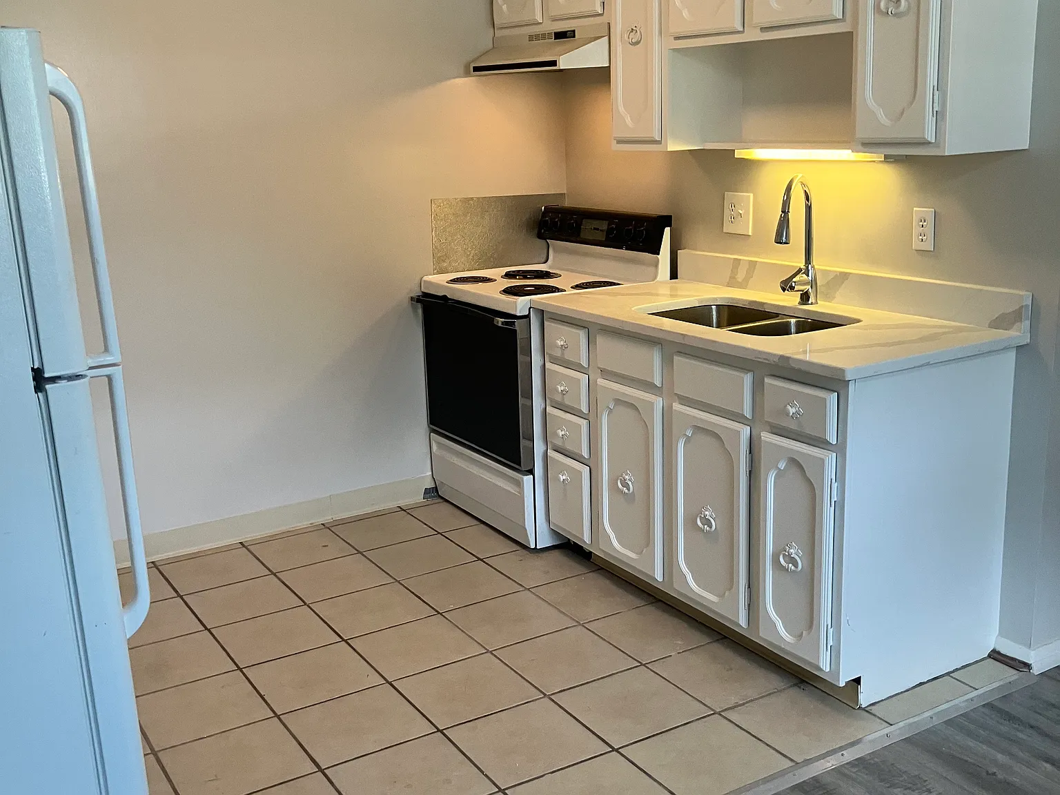 1 bed, 610 sqft, $950 — Photo 4