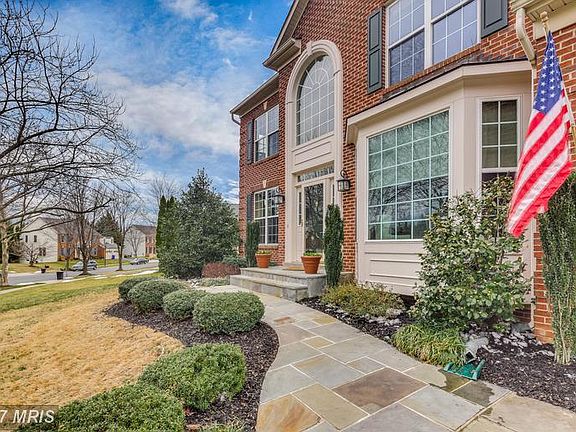 2nd image of 21516 Fox Field Cir