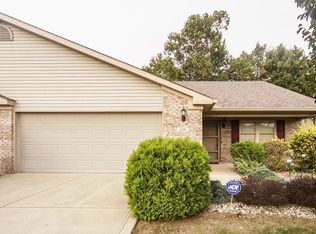5528 Blairwood Dr, Indianapolis, IN 46237