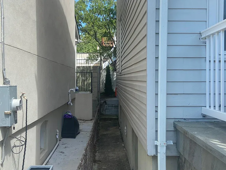 405 Upshur St NW — Photo 14