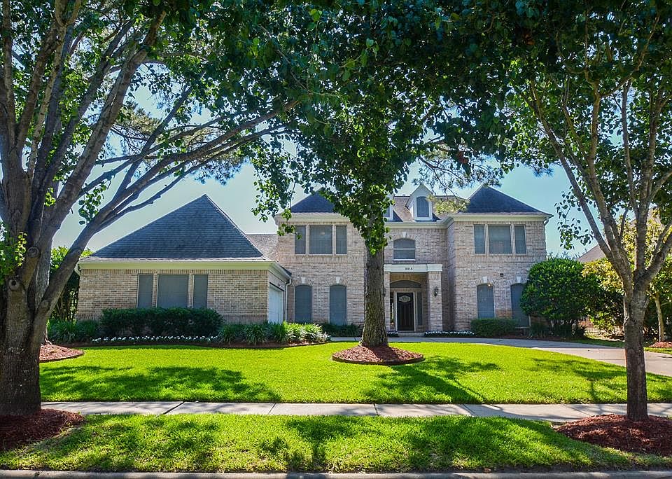 1st image of 3015 Hollinwell Dr