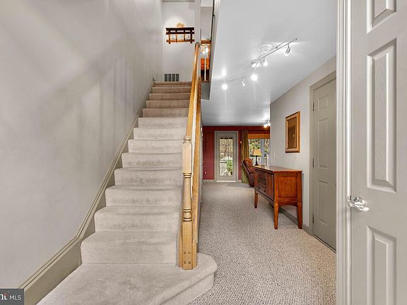 5th image of 14042 Madrigal Dr