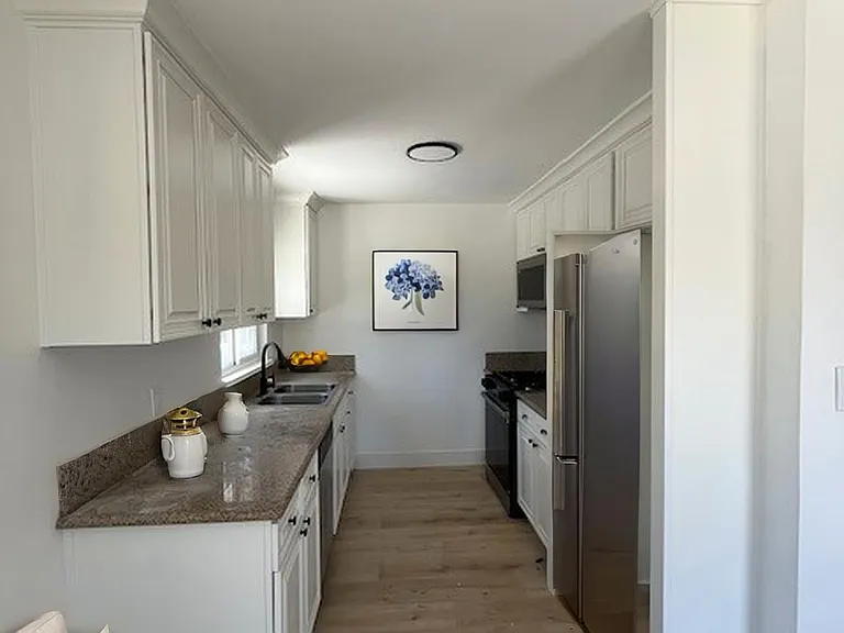 2414 Santa Ana Ave #A — Photo 2