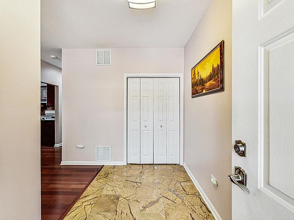 4th image of 7418 Lincoln Ave #A