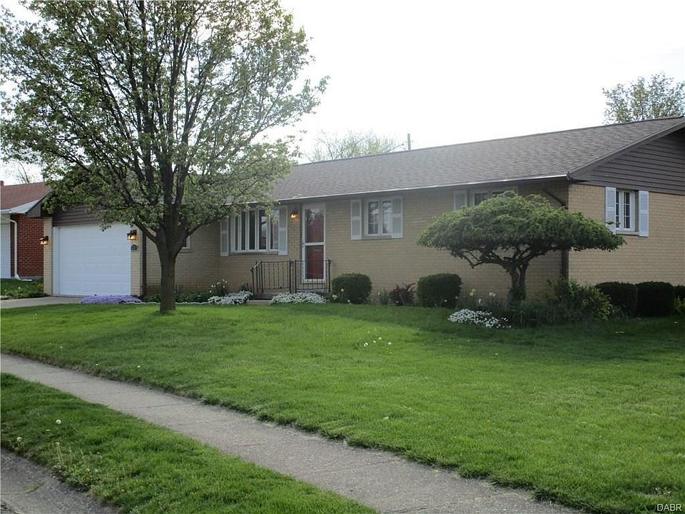 1st image of 541 Michael Pl