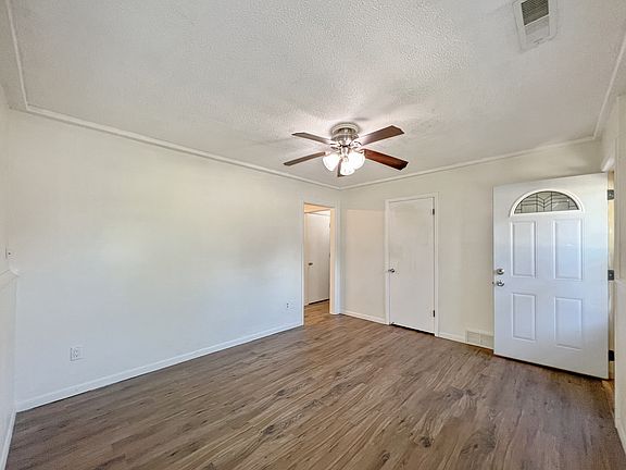 2nd image of 102 N Riverside Dr #A