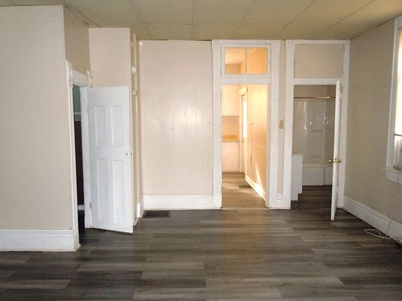 4th image of 227 S Chestnut St #Che227