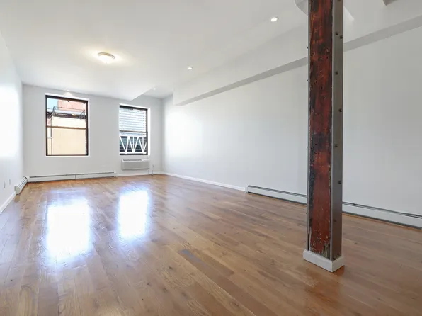 128 Wythe Avenue image 1 of 8