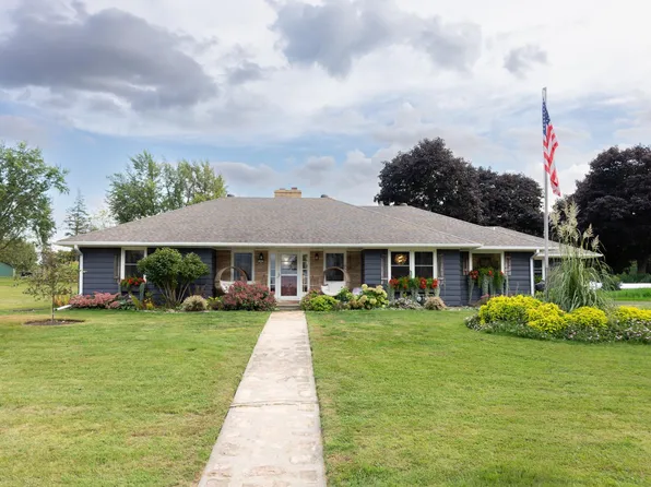 1337 S Shore Dr, Worthington, MN 56187