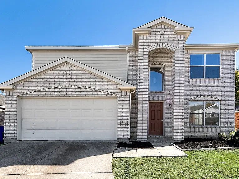 1st image of 211 Prentice Dr