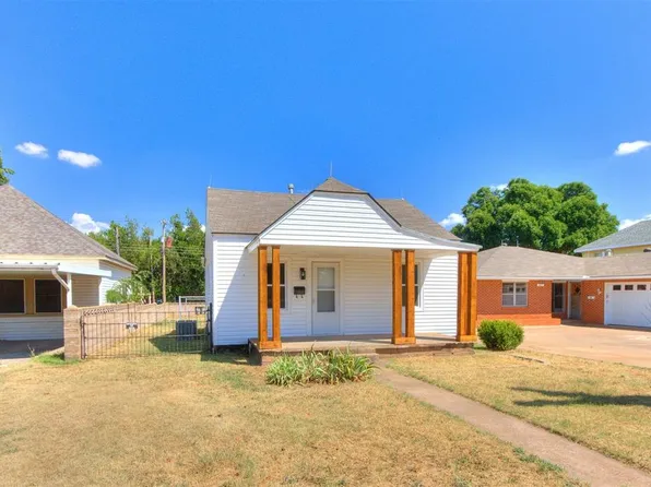 615 S 9th St, Kingfisher, OK 73750