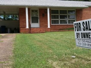 54 Tucker Ln, Newport News, VA 23606