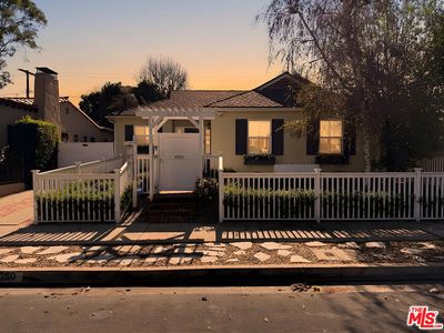 11350 Albata St, Los Angeles, CA, 90049
