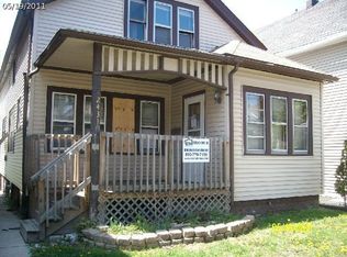 2431 S 8th St, Milwaukee, WI 53215
