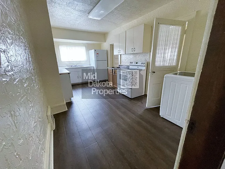 1016 S Duff St — Photo 8