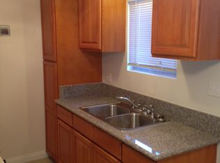 707 S 8th St #B, Alhambra, CA 91801