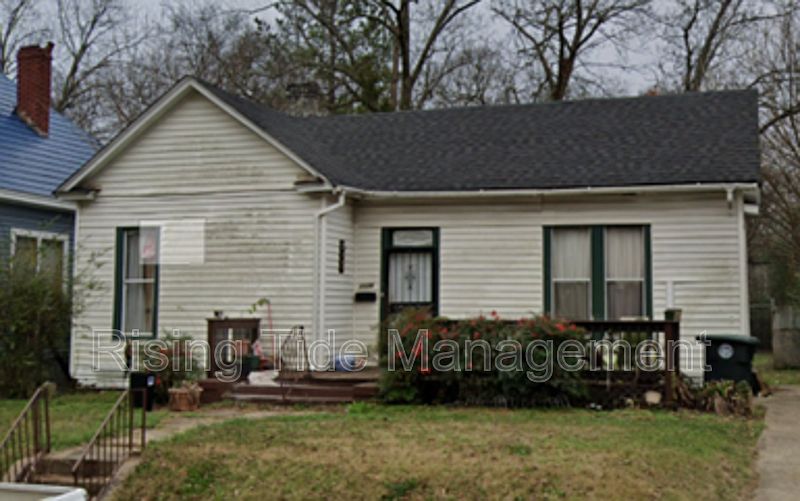 1st image of 1129 McMillon Ave SW