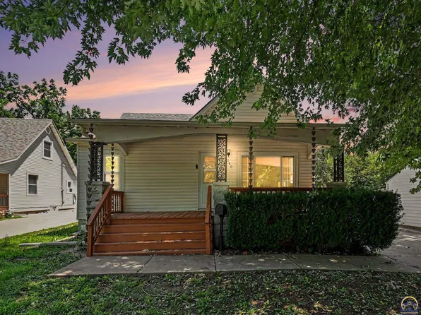 140 NW Buchanan St, Topeka, KS 66606
