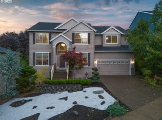 8368 SW Hayden Dr, Beaverton, OR 97007