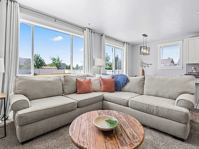 5983 W Los Flores Dr — Photo 40