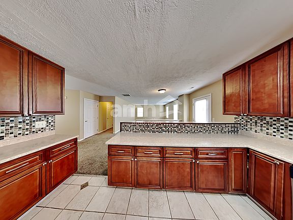 3rd image of 1256 Canterhurst St