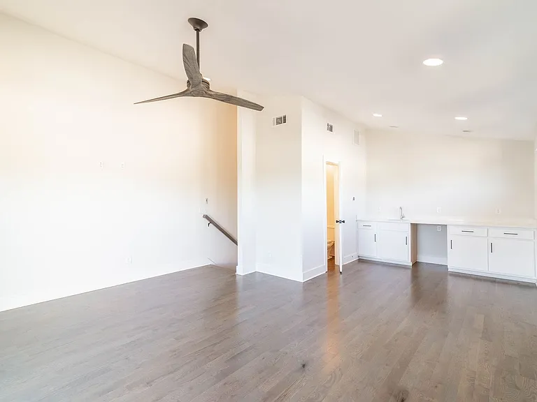 1029 Monroe St #A — Photo 27