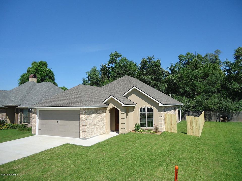 1st image of 400 Milton Ests