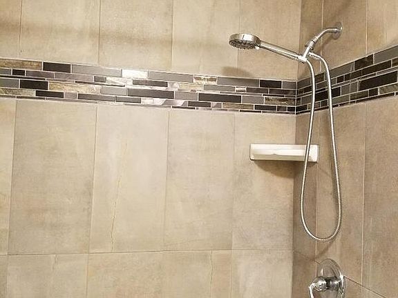 2nd image of 355 Kalanianaole St #211
