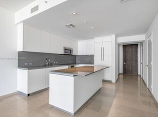 88 SW 7th St APT 1006, Miami, FL 33130