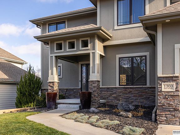 5th image of 1303 N 183rd Ave