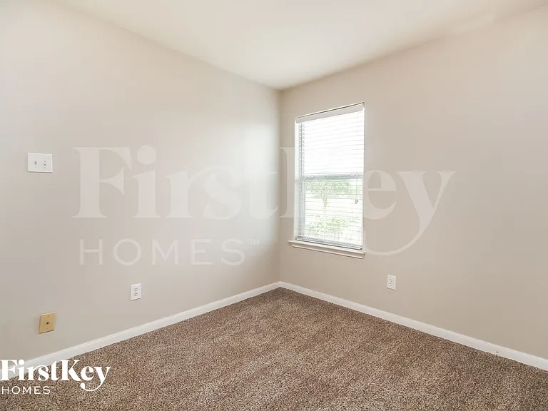 2621 Marlin Dr — Photo 10