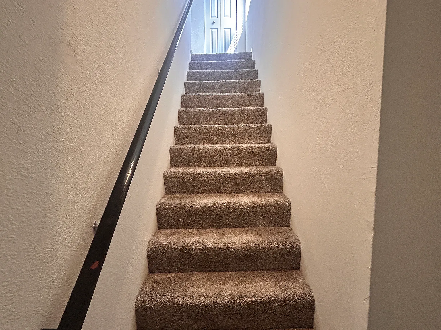 2 bed, 1087 sqft, $1,490 — Photo 3