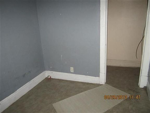 4th image of 9805 S Ewing Ave