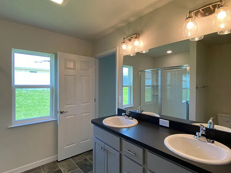 8180 N Wakefield Dr — Photo 18