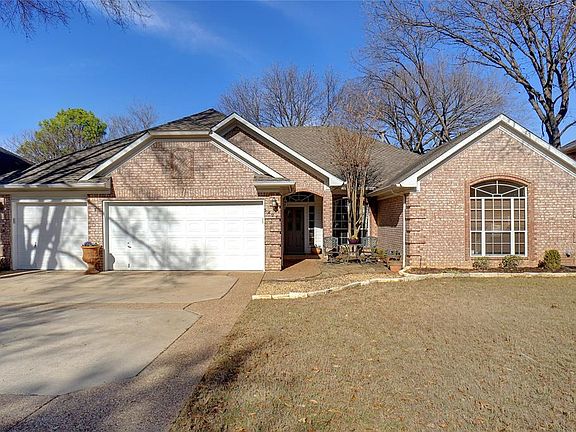 2nd image of 3424 Druid Way
