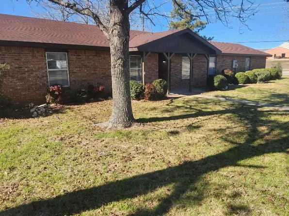 2606 S Garland St, Decatur, TX 76234