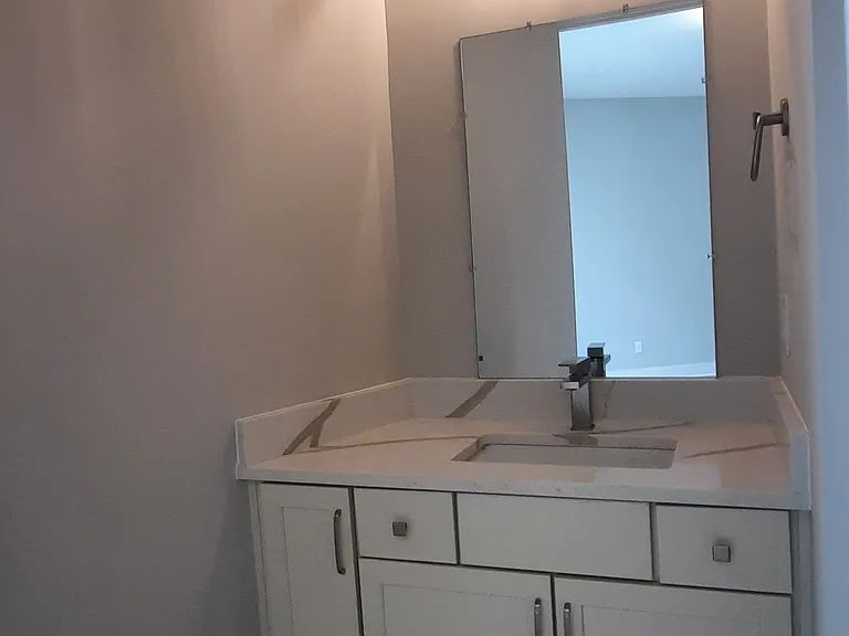 490 W Trinity Ln — Photo 41