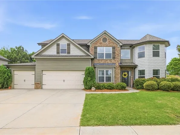 5821 Park Point, Flowery Branch, GA 30542