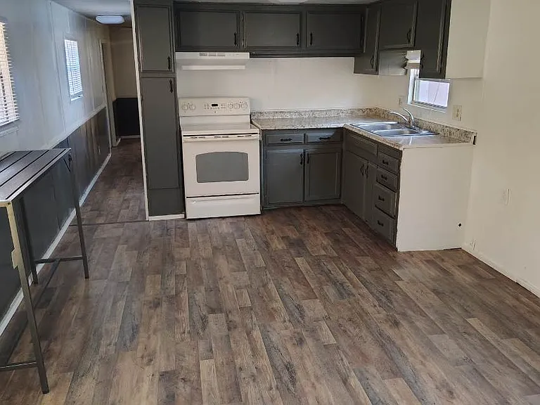 1377 FM 450 N — Photo 3
