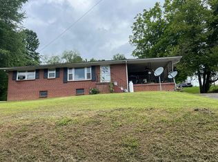 171 Heritage Dr, Honaker, VA 24260